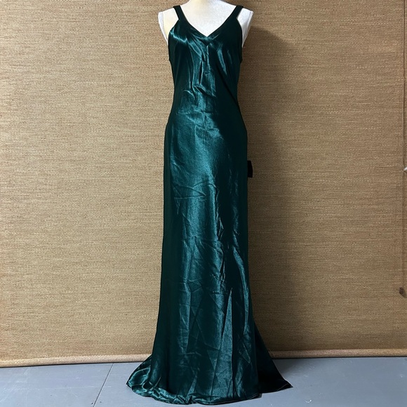perfectly classy emerald green satin strappy maxi dress Perfectly Classy Emerald Green Satin Strappy Maxi Dress